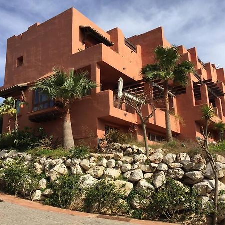 Luxurious Townhouse With Sea Views Villa Manilva Exterior photo